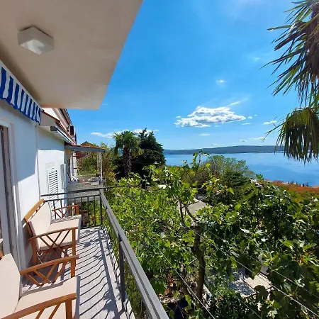 Apartamento Klara Dramalj