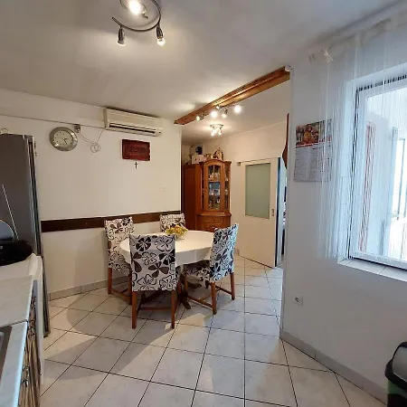 Klara Apartment