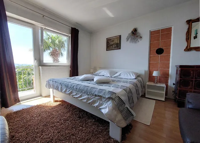 Klara Apartment Dramalj